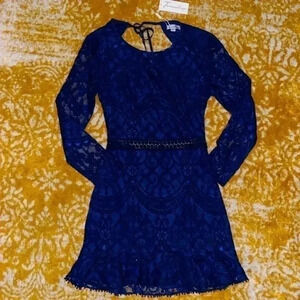 Two sisters the label, backless fit and flare lace sleeve party dress 6 NWT